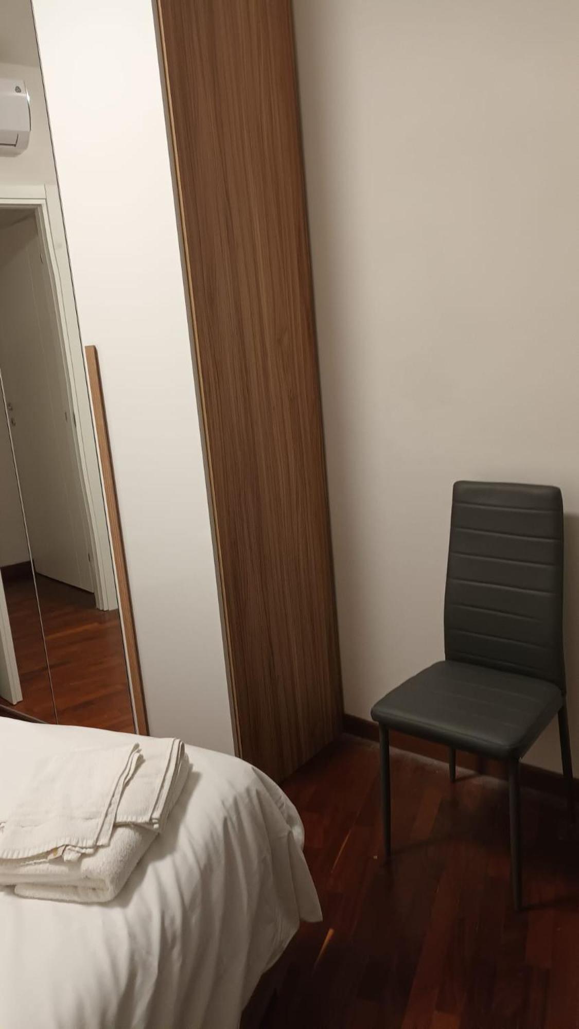 Casa N 1 Con Parcheggio Privato E Colonnina Ricarica Διαμέρισμα Λιβόρνο Εξωτερικό φωτογραφία